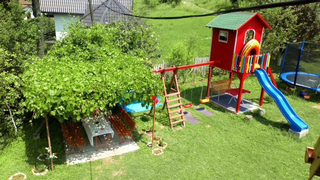 Cottage Forest Stream Visoko Exterior foto